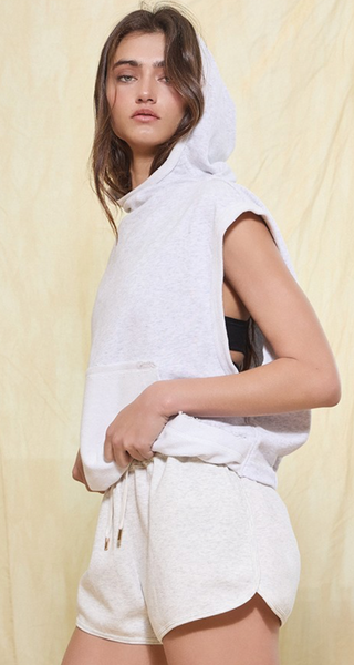 Hooded Muscle Pullover